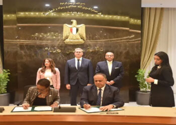 البترول توقع اتفاقية منحة مقدمة من الوكالة الأمريكية للتجارة والتنمية لخفض انبعاثات الميثان