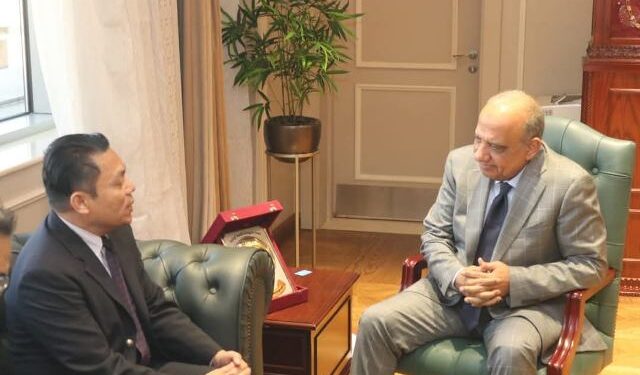 وزير الكهرباء يستقبل سفير ماليزيا بالقاهرة لبحث سبل دعم وتعزيز فرص التعاون والشراكة والاستثمار