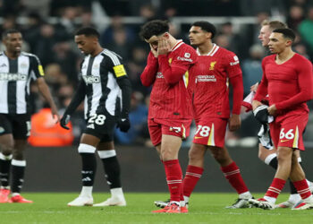 ليفربول يواجه إيفرتون اليوم في الدوري الإنجليزي