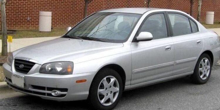 سيارة هيونداي إلنترا 2006.. خيار مثالي للباحثين عن سيارة مستعملة مريحة وعملية