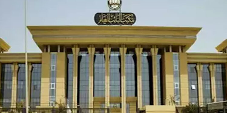 النيابة تستدعي 12 مسوق عقاري اتهمتهم «ناوي» بانتحال صفة موظفين بها