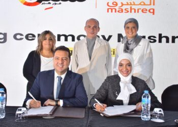 شراكة استراتيجية بين المشرق و”ممكن” لدعم عودة المرأة إلى سوق العمل