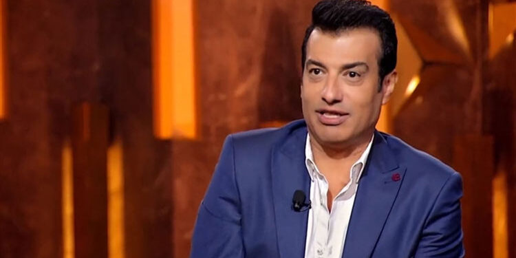 إيهاب توفيق يكشف تفاصيل كوميدية عن تصوير أول كليب له لأغنيته «داني»