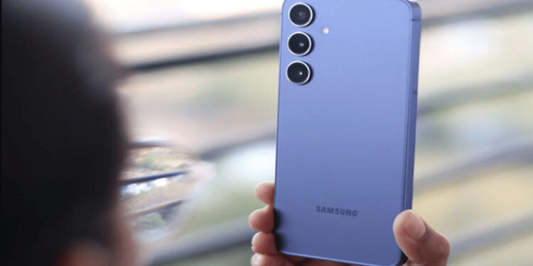 28% جمارك على الهواتف المحمولة المشتراه من الخارج من أول يناير 2025