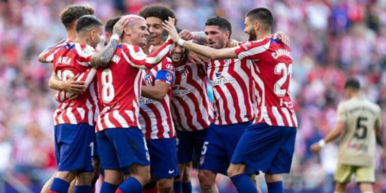 أتلتيكو مدريد يواجه إشبيلية في الدوري الإسباني