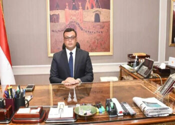 وزير الإسكان يتجه إلى جمهورية الجزائر الشقيقة للمشاركة في فعاليات مجلس وزراء الإسكان العرب ومؤتمر الإسكان العربي الثامن