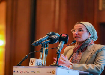 وزيرة البيئة تشهد الاحتفالية الختامية للمرحلة الثالثة والأخيرة لبرنامج التحكم في التلوث الصناعي