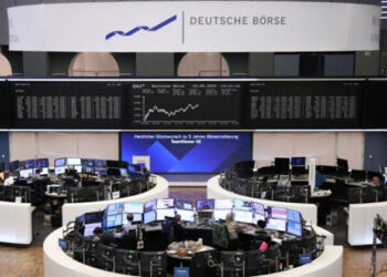 تباين أداء الأسهم الأوروبية وسط ترقب تصويت حجب الثقة عن حكومة بارنييه بفرنسا