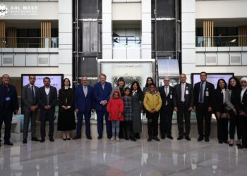 وفد من الأمم المتحدة في مصر يزور مستشفى “حروق أهل مصر”