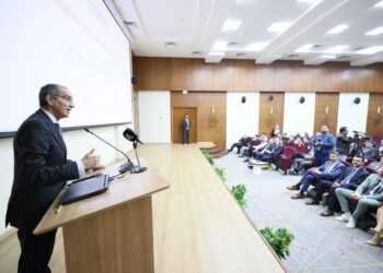 وزير الاتصالات يشهد تخريج أول دفعة من برنامج “Android Automotive” لتطوير برمجيات السيارات