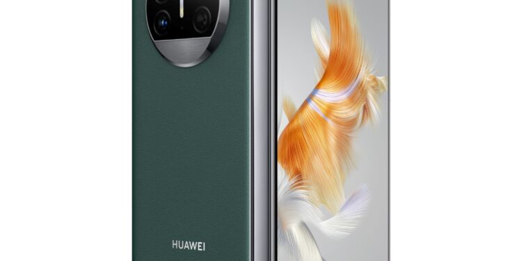 هواوي اتخذت رهانًا جريئًا على الهواتف القابلة للطي منذ سنوات، والآن تؤتي ثمارها