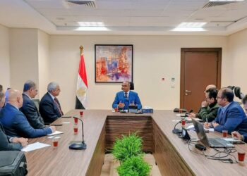 نائب وزير الإسكان يلتقي ممثلي أحد التحالفات العالمية المتخصصة في تنفيذ وتشغيل مشروعات المرافق لبحث أوجه التعاون