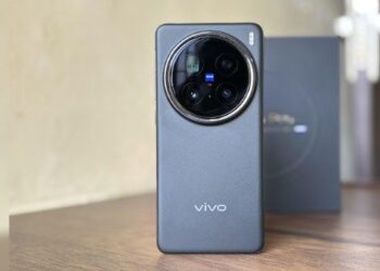 فيفو تطلق هاتفا مميزا بكاميرا بالذكاء الاصطناعي