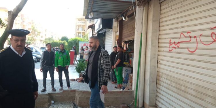 وزير الإسكان: تنفيذ حملات إزالة إشغالات ووصلات مياه خلسة وغلق أنشطة مخالفة بمدن 6 أكتوبر والسادات و15 مايو