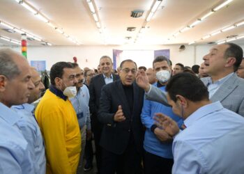رئيس الوزراء يتفقد شركة مصر للغزل والنسيج ومنطقة المصانع القديمة بمدينة “المحلة الكُبرى”