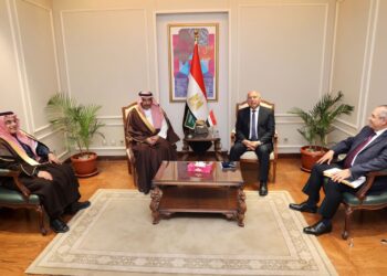 وزير والنقل ووزير الصناعة السعودي يبحثان سبل تعزيز أطر التعاون والتكامل الصناعي بين مصر والمملكة السعودية