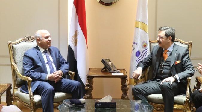 وزير النقل يستقبل وفد من المستثمرين الاتراك  برئاسة رئيس اتحاد الغرف التجارية التركية
