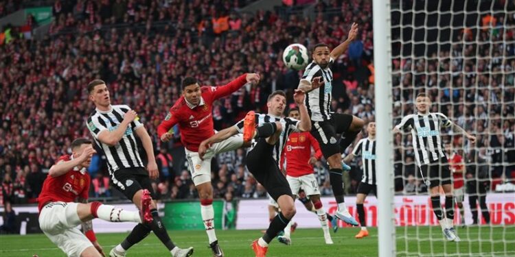 موعد مباراة مانشستر ونيوكاسل يونايتد في الدوري الإنجليزي