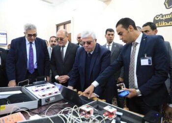 وزير التعليم العالي ورئيس جامعة سوهاج يفتتحان ويتفقدان عددًا من المشروعات التعليمية والصحية