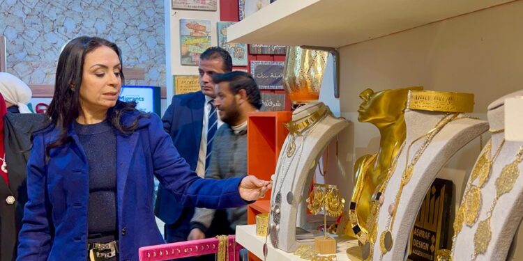 وزيرة التضامن الاجتماعي تتفقد جناح ” ديارنا” المشارك في معرض  “تراثنا 2024”