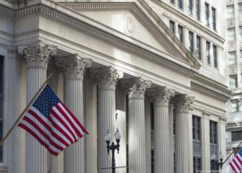 المركزي الأمريكي يخفض سعر الفائدة 0.25% للمرة الثالثة على الدولار