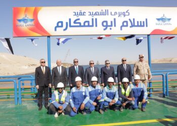 تفاصيل افتتاح كوبريين عائمين بالقطاع الأوسط لقناة السويس