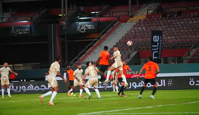 التعادل السلبي يسيطر على مباراة الأهلي والبنك في الدوري