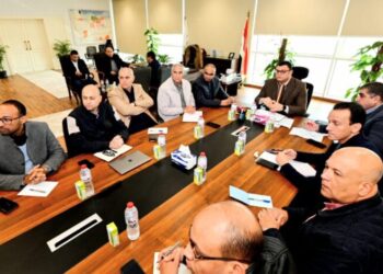 وزير الإسكان يتابع موقف تنفيذ المشروعات التنموية المتنوعة بإقليم الساحل الشمالى الغربى