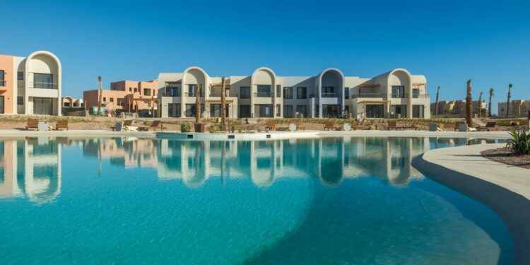 مدينة الجونة تعلن عن تسليم 75% من المرحلة الأولي من وحدات مشروع “كاماران” بنهاية 2024 وتستعد لإطلاق مرحلة جديدة في 2025