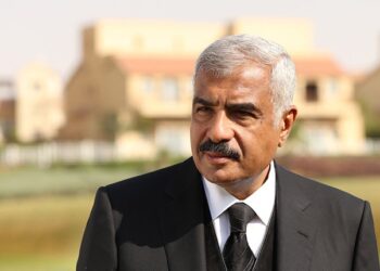 هشام طلعت مصطفى يحذر من استمرار أسعار الفائدة المرتفعة