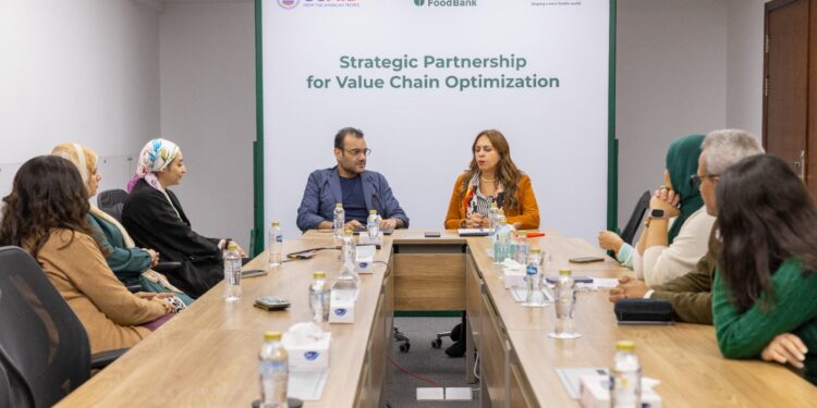 بنك الطعام المصري ومشروع أعمال مصر يطلقان شراكة لتطوير حلول مبتكرة في التخزين وإدارة النفايات
