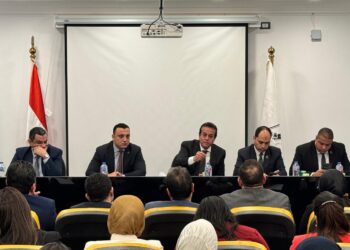 وزير الصحة والسكان في حوار مفتوح مع «التنسيقية» حول المنظومة الصحية