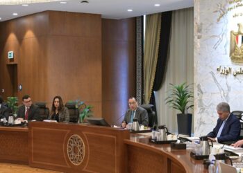 رئيس الوزراء يترأس اجتماع المجلس الأعلى للتخطيط والتنمية العمرانية