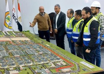 العاصمة الإدارية الجديدة تستقبل طلاب وأساتذة جامعة الأهرام الكندية للتعرف على مشروعاتها