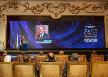 وزير قطاع الأعمال العام يشهد افتتاح فعاليات مؤتمر “الأهرام” الثامن للطاقة.. “التحول الطاقي والتنمية المستدامة”