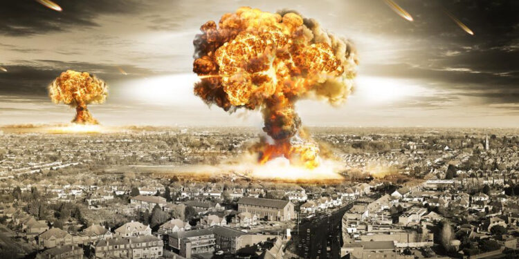 ليلى عبد اللطيف: بوادر حرب عالمية ثالثة وكارثة بدولة عربية