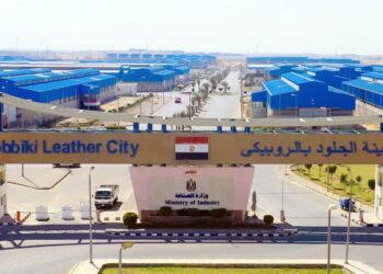 القاهرة للاستثمار والتطوير تتلقى طلبات مستثمري الجلود على 43 مصنع متميز بمدينة الجلود بالروبيكي