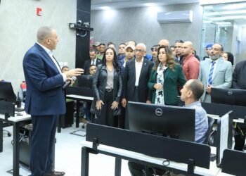 رئيس الوزراء يشارك في جلسة نقاشية بعنوان “آفاق التعاون في عالم مُنقسم”