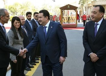 مدبولي يصل العراق لترؤس وفد مصر باجتماعات الدورة الثالثة للجنة العليا المصرية العراقية المشتركة