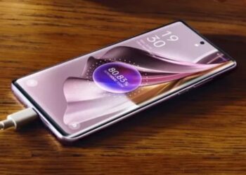 أوبو تطلق هاتفها الجديد “Reno 12 F 5G”