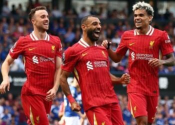 موعد مباراة ليفربول وتوتنهام الليلة في ذهاب نصف نهائى كأس الرابطة الإنجليزية