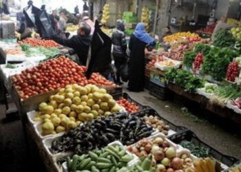 أسعار الخضار والفاكهة اليوم السبت