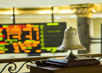 البورصة تربح 19مليار جنيه خلال نصف ساعة والمؤشر الرئيسى يرتفع بنسبة 1%