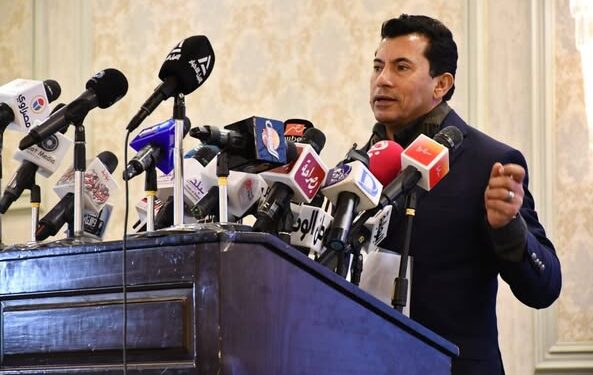 وزير الشباب والرياضة يشهد المؤتمر الصحفي للإعلان عن النسخة الثانية من “بزنس يا شباب”