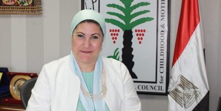 “الطفولة والأمومة” يبلغ النائب العام في ظهور طفل بمشروب كحولي ومواد مخدرة على مواقع التواصل