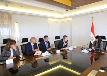 المشاط تستقبل المدير الإقليمي الجديد لمنطقة جنوب وشرق المتوسط بالبنك الأوروبي لإعادة الإعمار