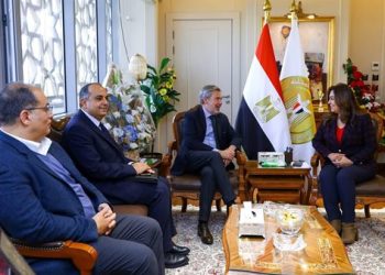 وزيرة التنمية المحلية تستقبل سفير إيطاليا بالقاهرة لبحث مجالات التعاون