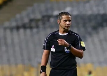 محمود عاشور يشارك فى معسكر حكام تقنية الفيديو استعدادا لكأس العالم