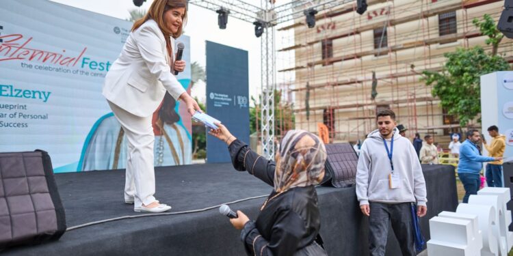 بنك قناة السويس يُشارك في فعاليات مهرجان مئوية كلية التعليم المُستمر بالجامعة الأمريكية بالقاهرة