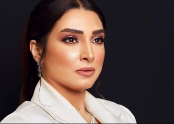 روجينا تشارك لحظات روحانية في العمرة مع زوجها وأفراد عائلتها.. تفاصيل